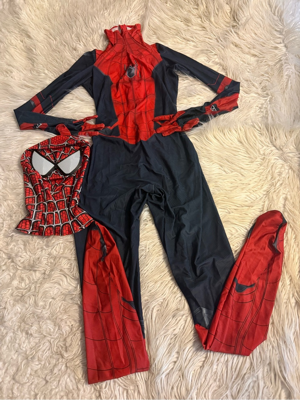 Men’s Spiderman costume (D14)